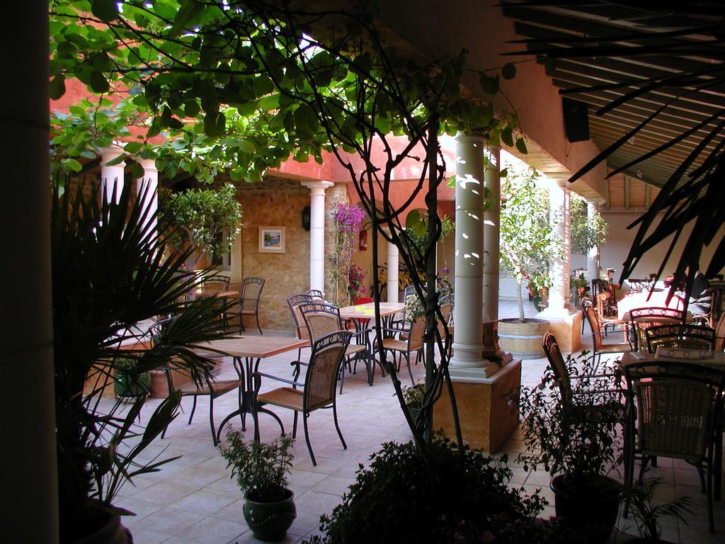 Pousterle De - Piscine & Hammam Appartement Sabran